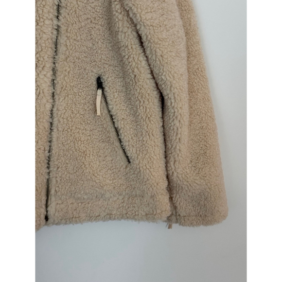 American Eagle Beige A-Line Sherpa Jacket, Size L - Picture 2 of 6